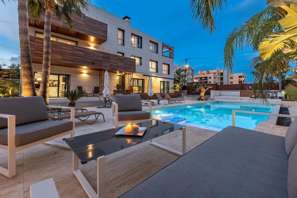 5 Stelle Piscina, Jacuzzi, Wifi - 2 Min Dal Mare Leilighet Miami Playa Eksteriør bilde
