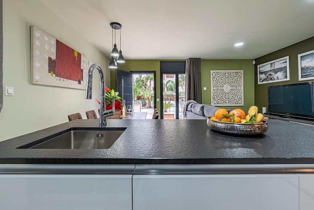 5 Stelle Piscina, Jacuzzi, Wifi - 2 Min Dal Mare Leilighet Miami Playa Eksteriør bilde