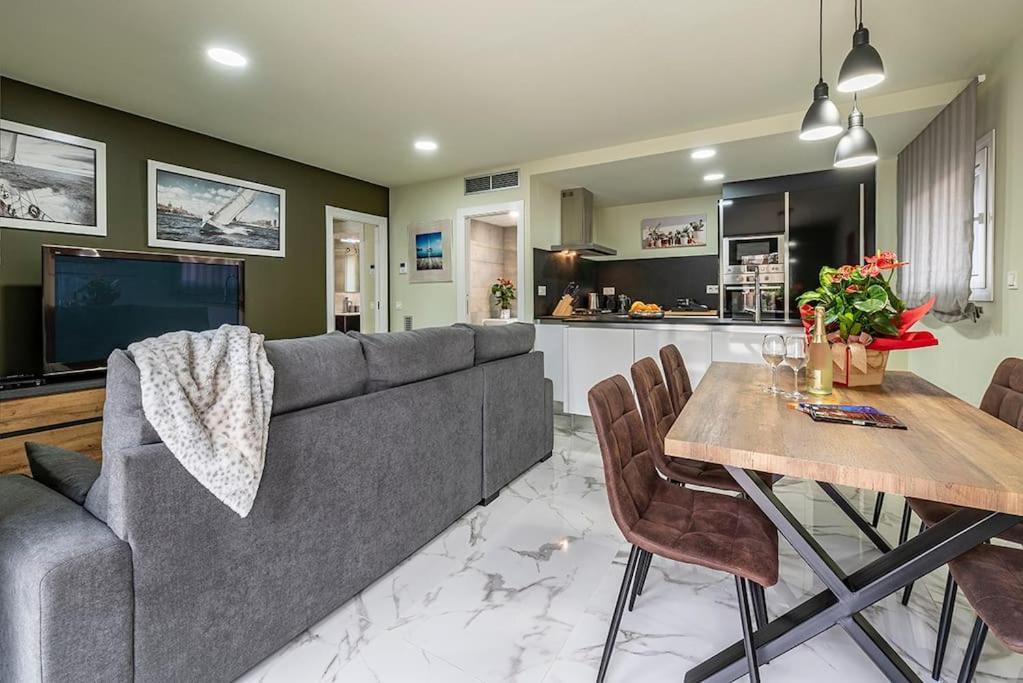5 Stelle Piscina, Jacuzzi, Wifi - 2 Min Dal Mare Leilighet Miami Playa Eksteriør bilde